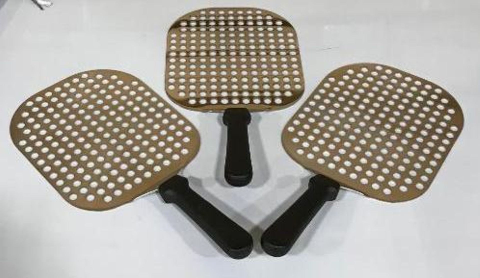 EURO PIZZA SERVERS, STAINLESS STEEL, PERFORATED, BROWNE 575334 - LOT OF 3 - NEW - Image 2 of 2
