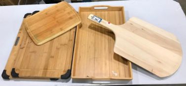 3 WOODEN CUTTING BOARDS, WOODEN SERVING TRAY & 22" X 12" PIZZA PEEL