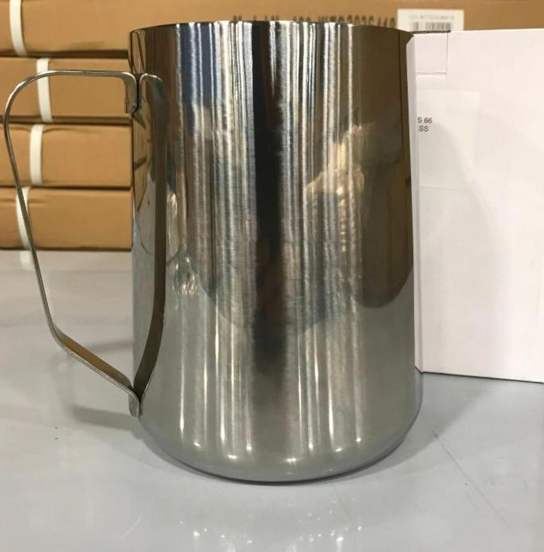 66 OZ / 1952 ML STAINLESS STEEL FROTHING JUG / PITCHER, OMCAN 80037