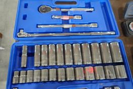 Westward 30pc 1/2" Drive Socket Wrench Set.