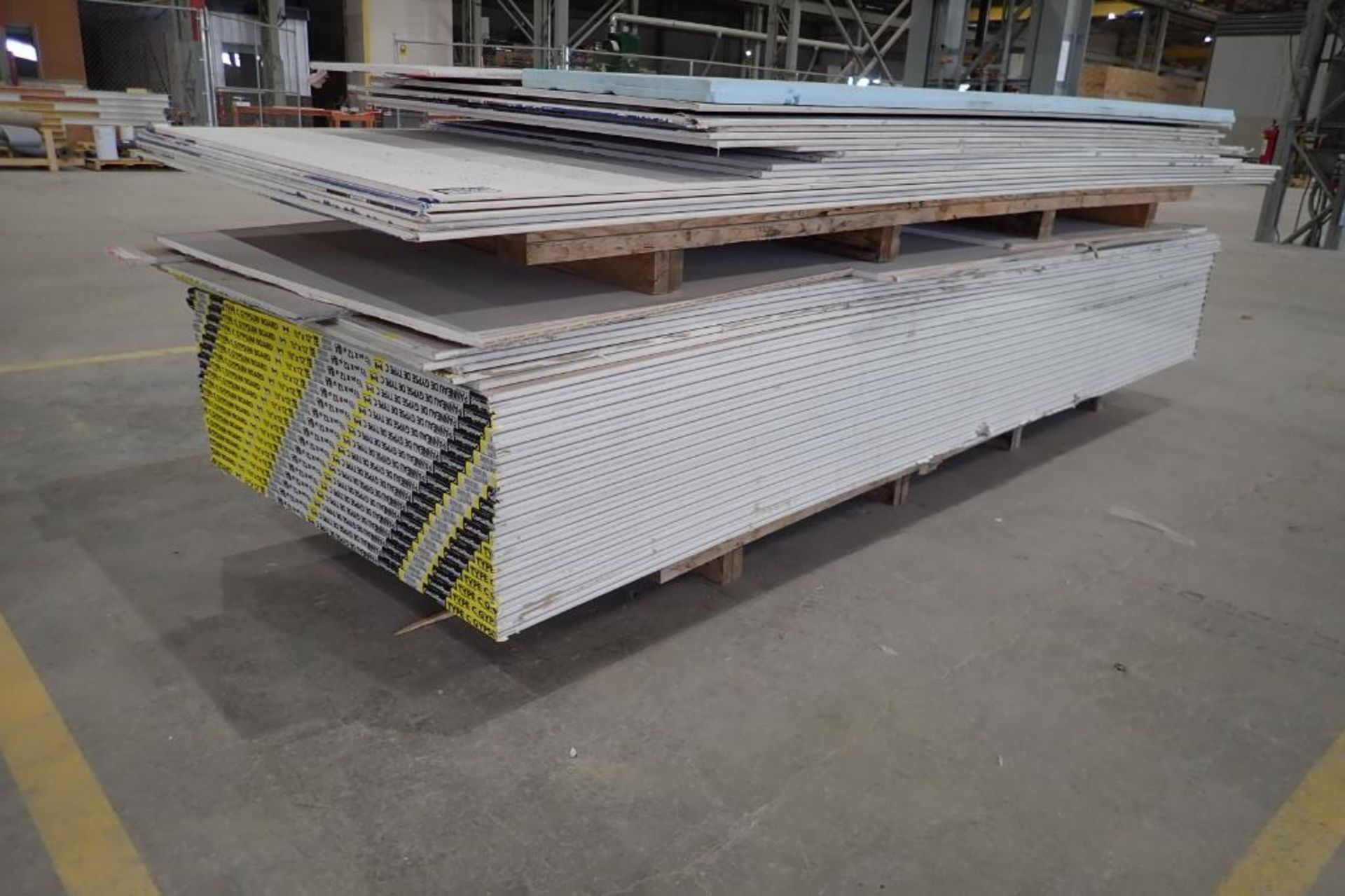 Lot of Approx. 44pcs 1/2"x4'x12' CertainTeed Type C Gypsum Board, Partial Sheets, etc.