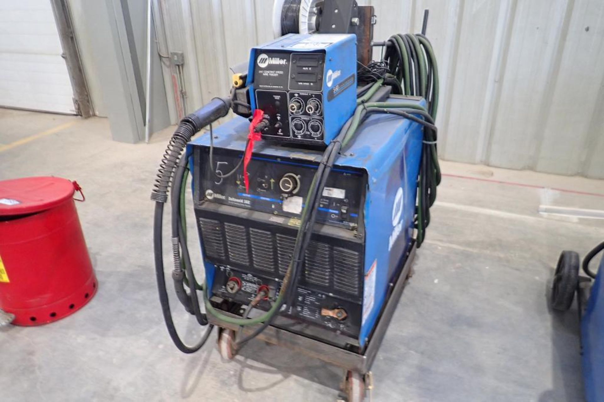 Miller Deltaweld 302 CV-DC Welding Power Source w/ Miller S60 Wire Feeder.