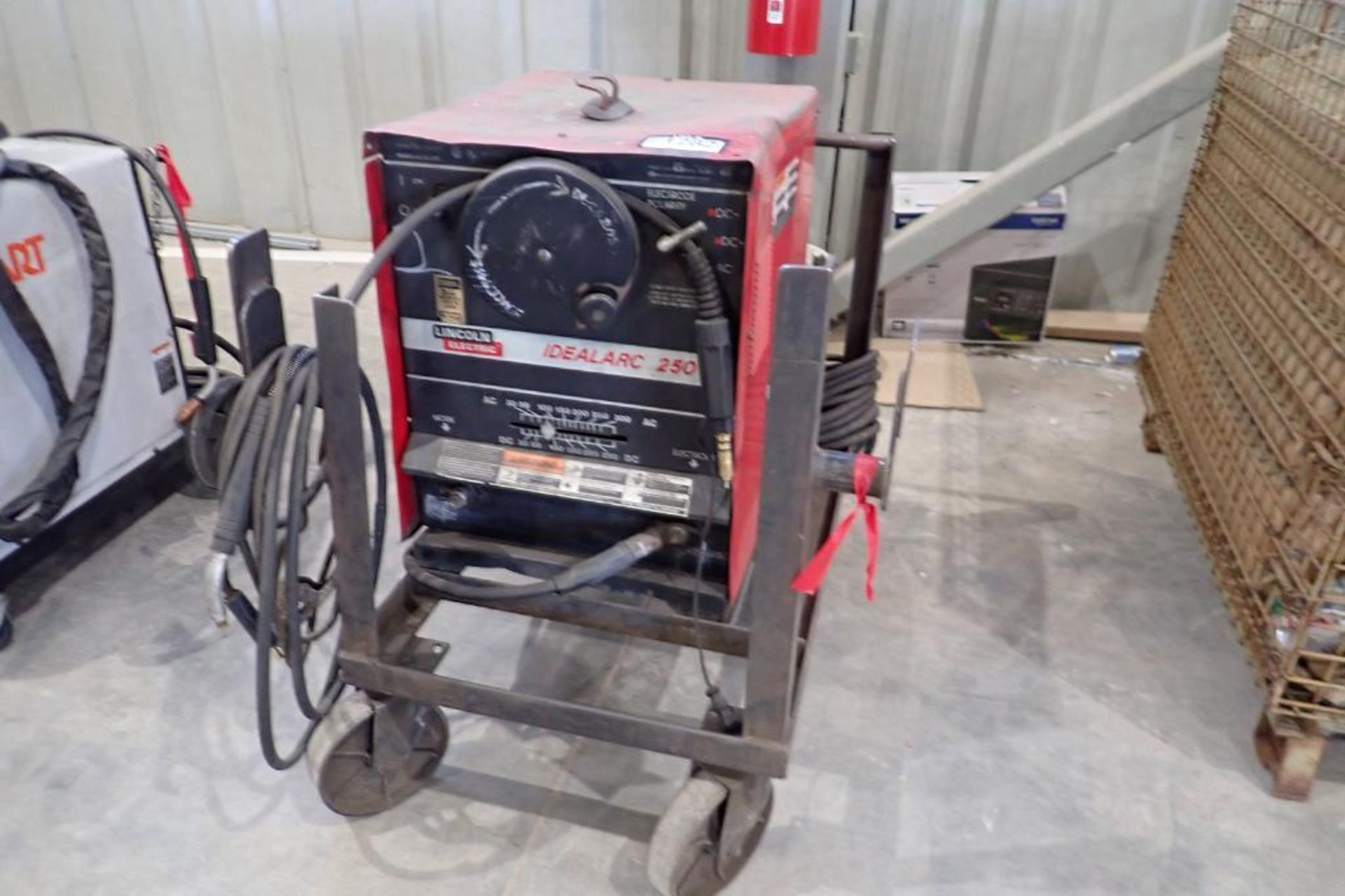 Lincoln Idealarc 250 Arc Welder w/ Cart and Cables.
