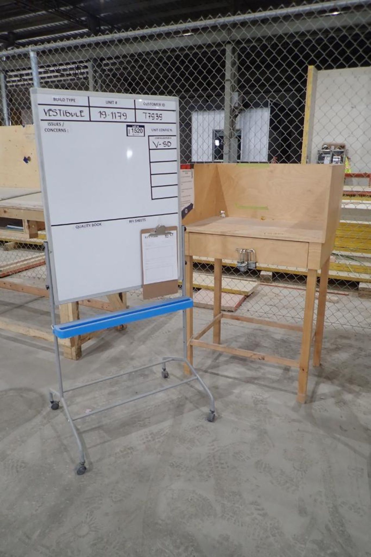 Lot of Work Station and Mobile Job Board.