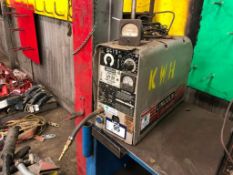 Lincoln Electric LN-25 Semi-Automatic Wire Feeding Suitcase Welder