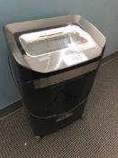 Staple Paper Shredder