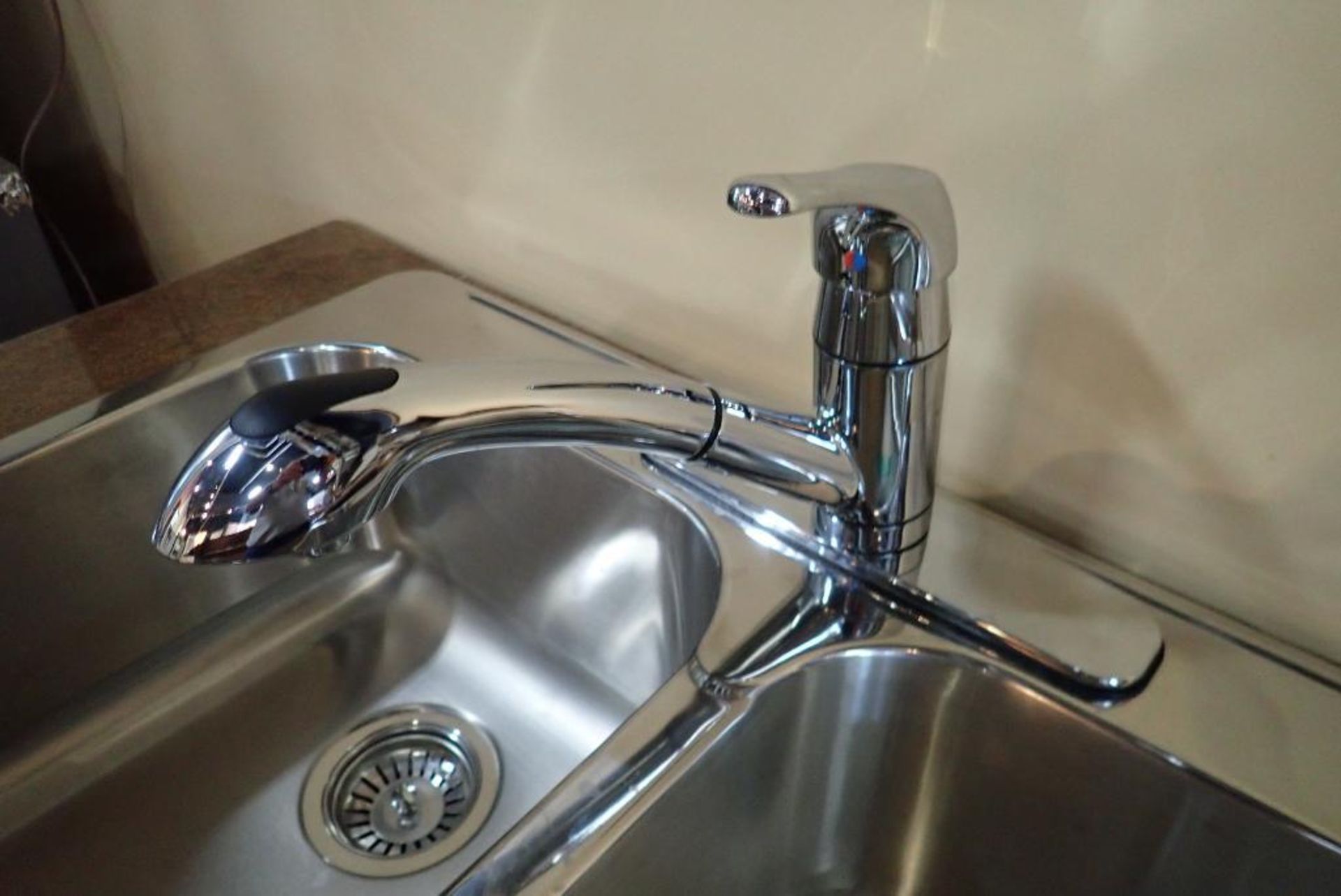 Mainline ML3120-8-20 2-Compartment Kitchen Sink w/ 134-CCP Faucet. - Image 2 of 4