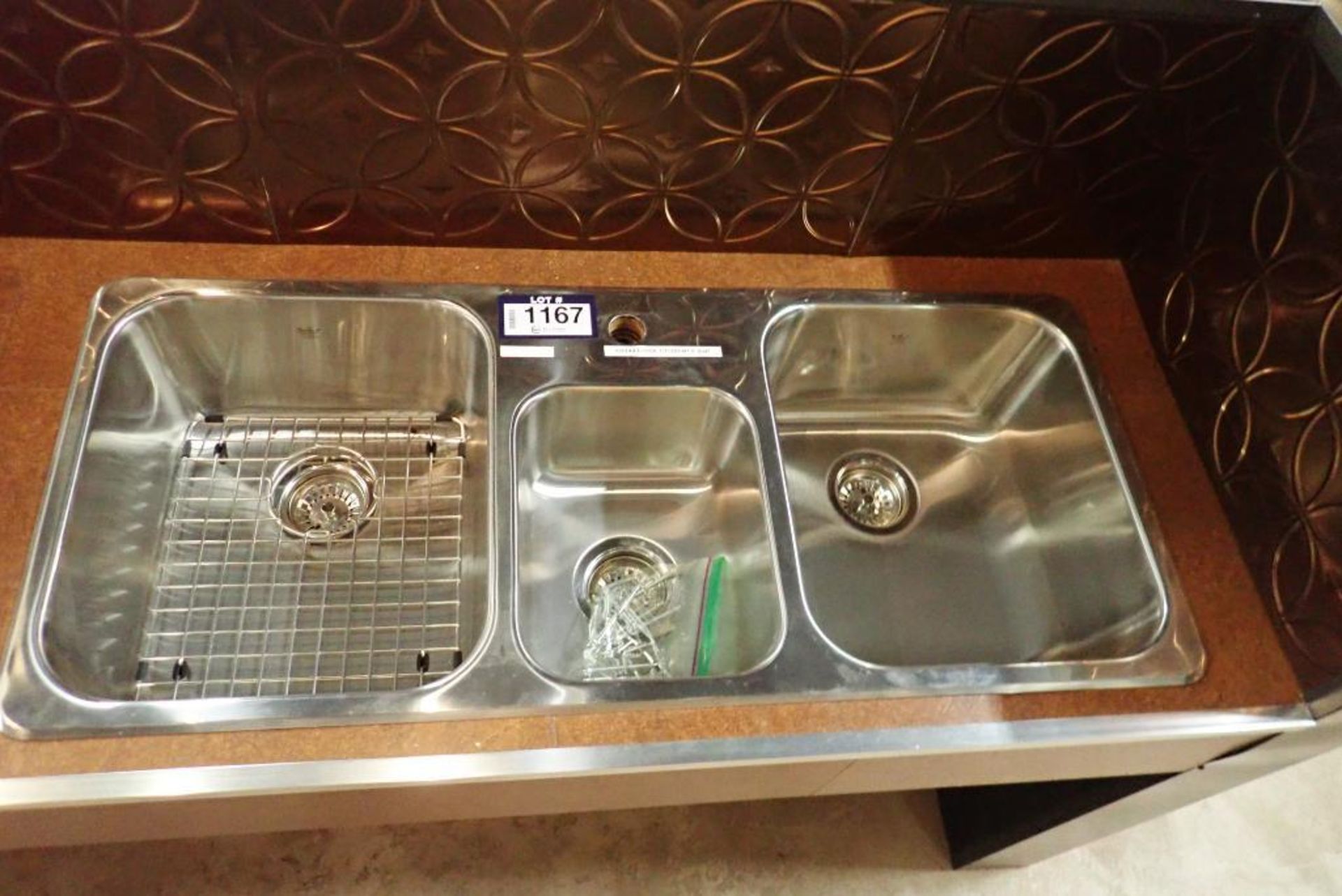 Kindred QTCM1841/8 3-Compartment Kitchen Sink.