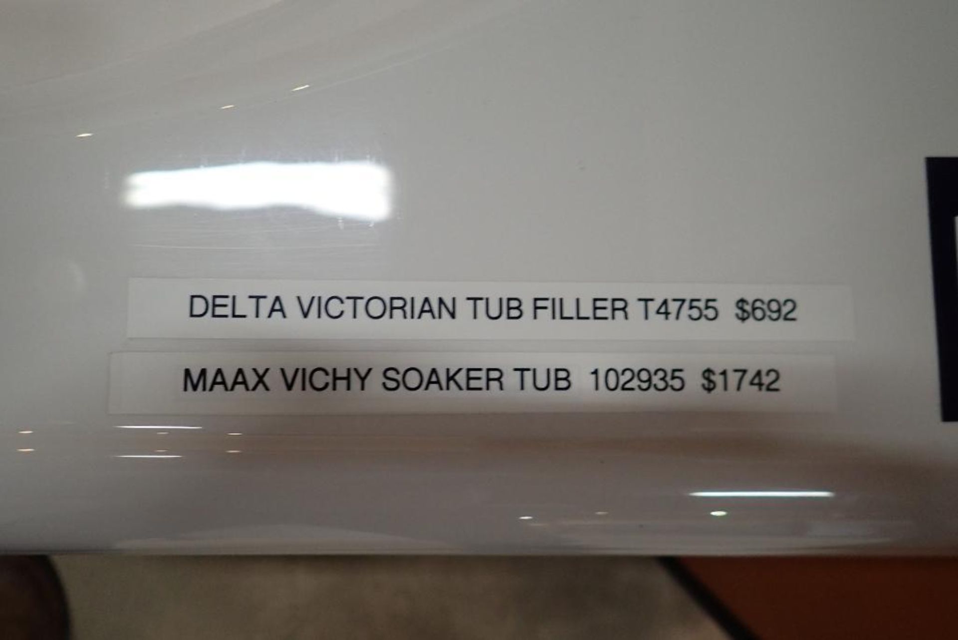 Maax Vichy 102935 Corner 60"x60" Soaker Tub w/ Delta Victorian T4755 Tub Filler Faucets. - Image 5 of 5