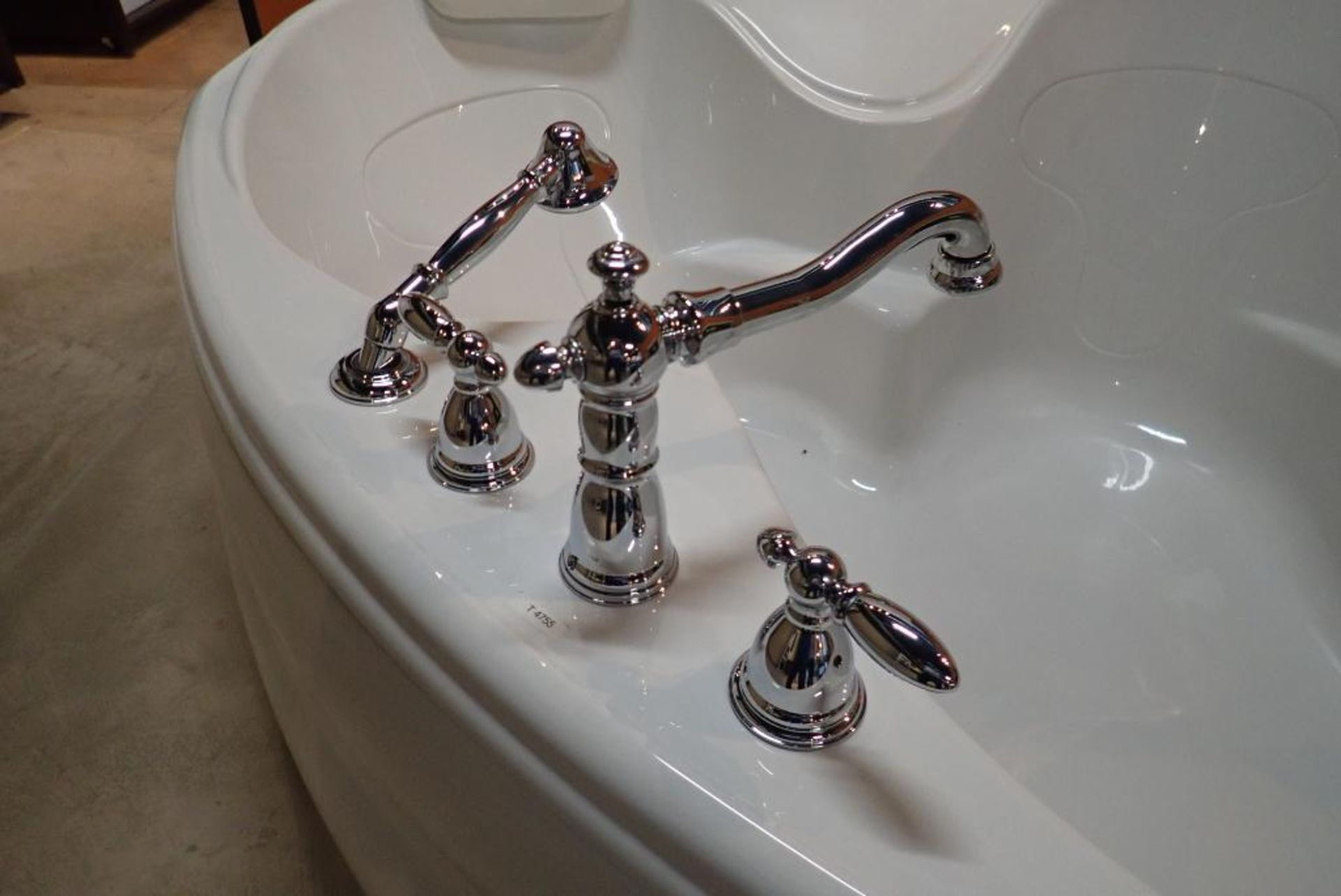 Maax Vichy 102935 Corner 60"x60" Soaker Tub w/ Delta Victorian T4755 Tub Filler Faucets. - Image 2 of 5