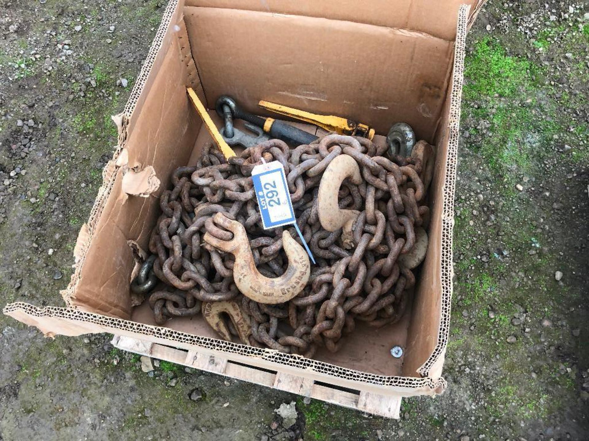 Lot of Asst. Chain, Chain Boomer, etc.