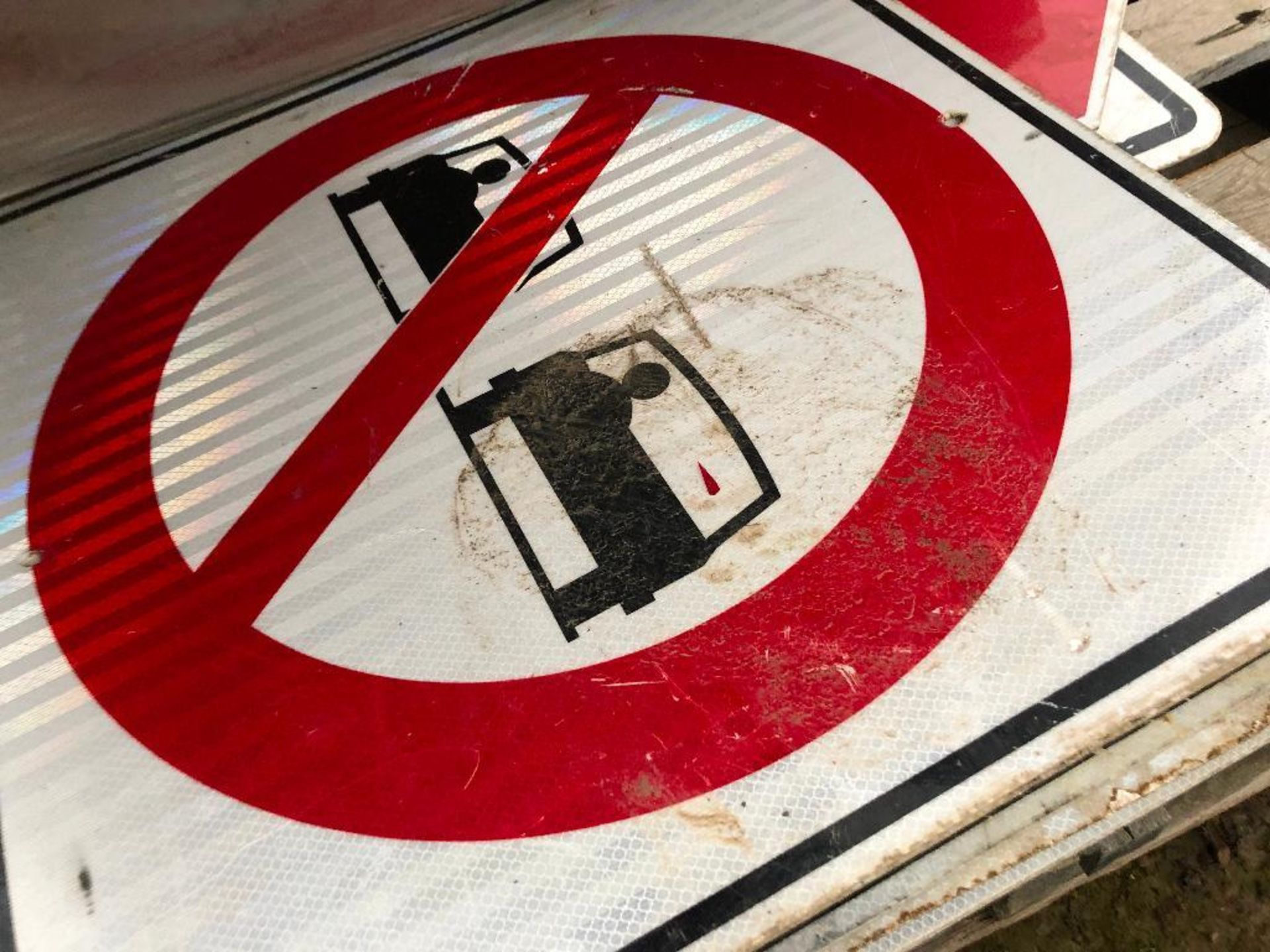 Pallet of Asst. Size Stop Signs and Yield Signs, No Passing Signs, etc. - Image 4 of 8