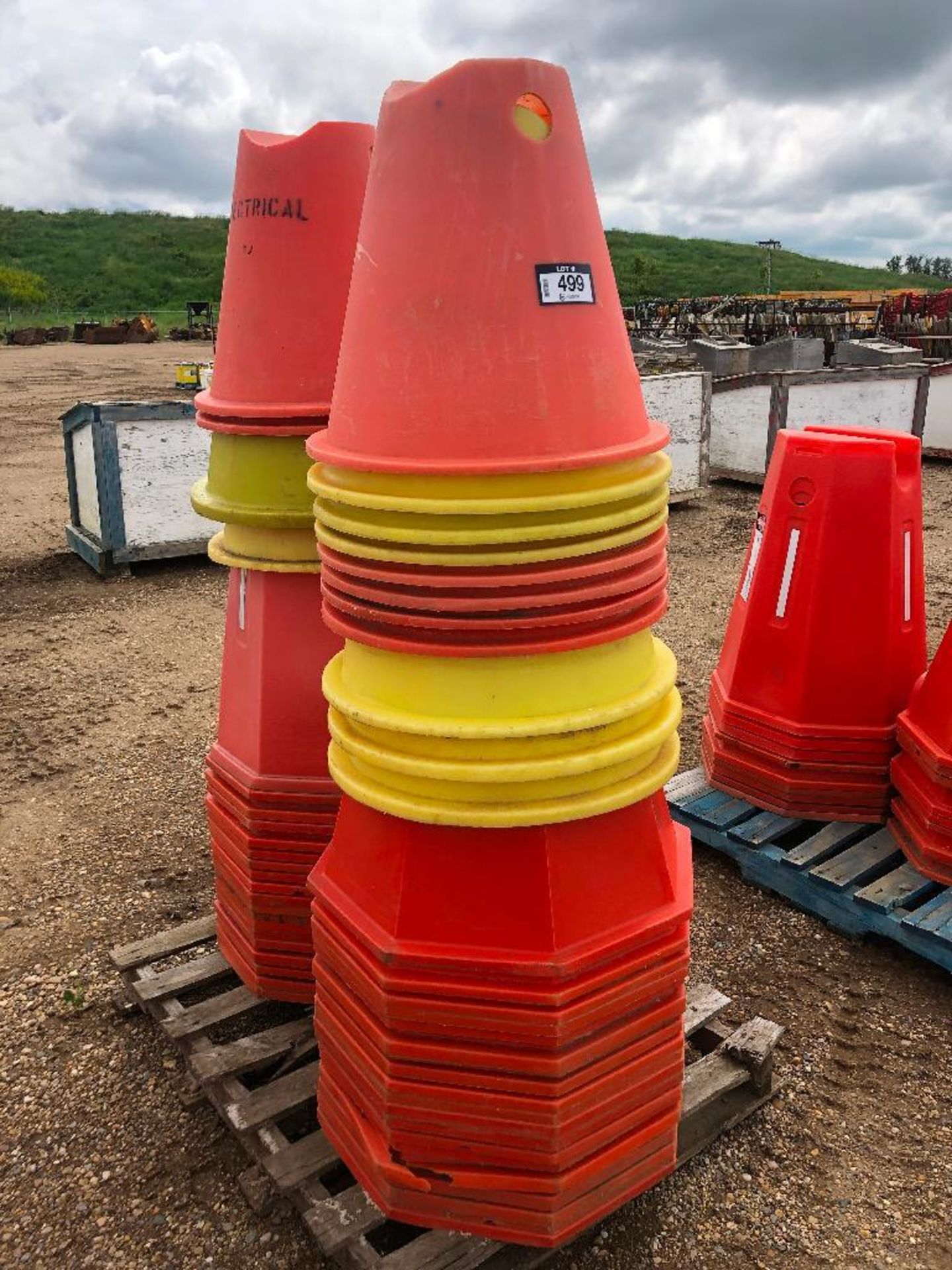 Pallet of Asst. Plastic Pipe Stands