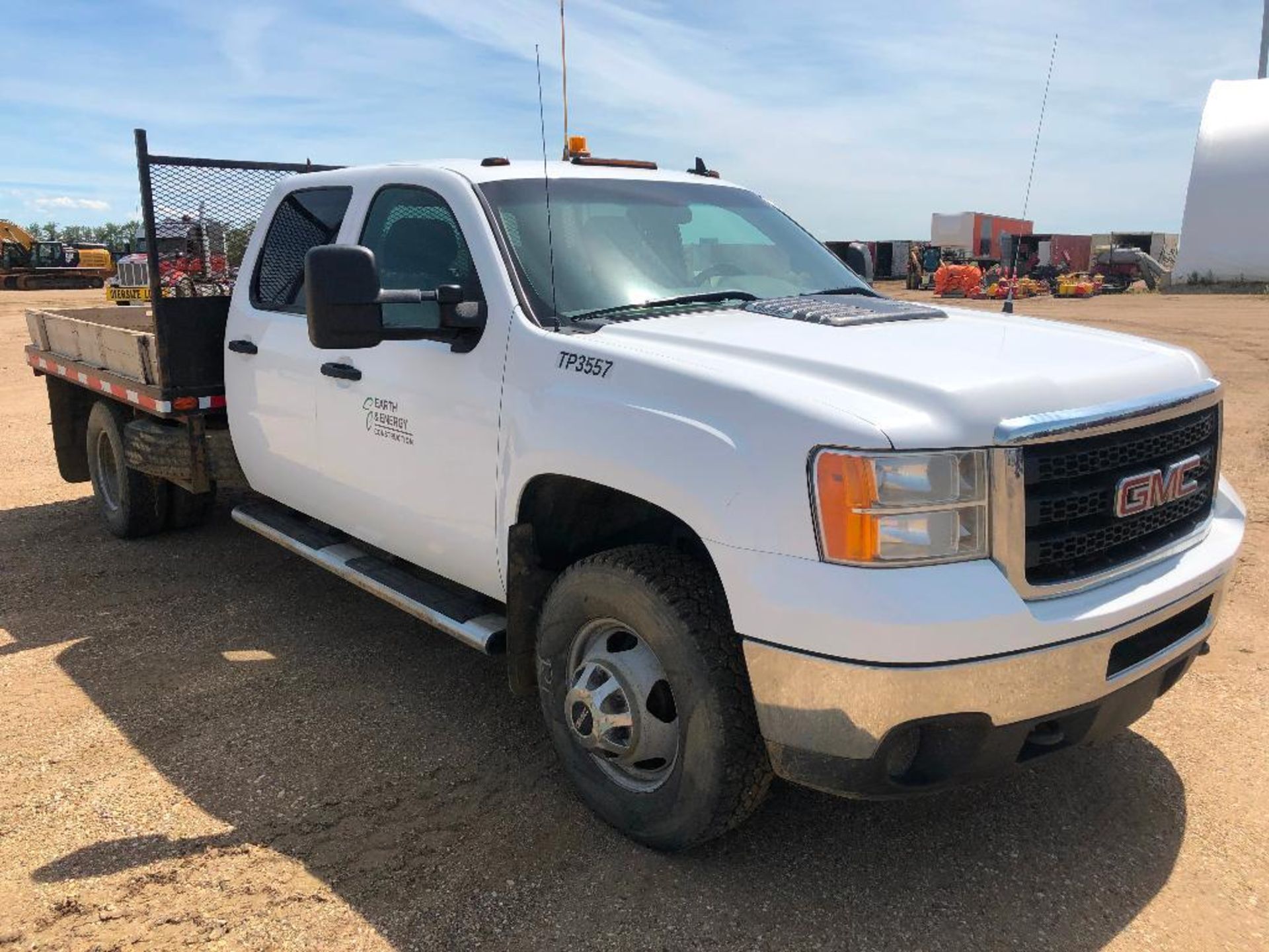 2012 GMC Sierra Crew Cab 4X4 DRW Deck Truck, VIN # 1GD423CG7CF215166 - Image 2 of 9