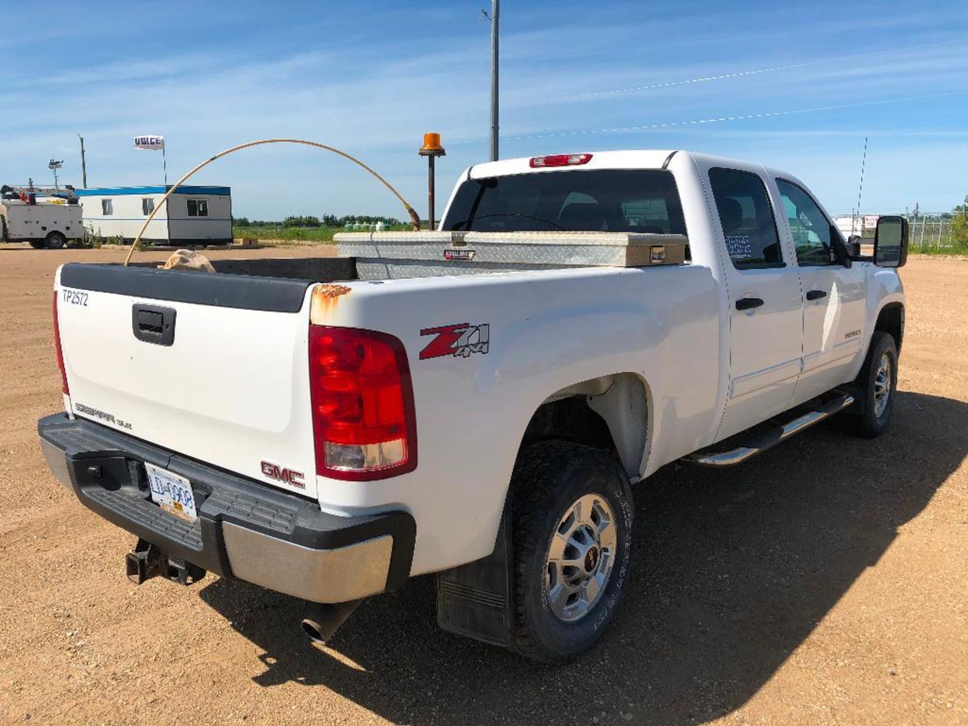 2011 GMC Sierra Crew Cab 4X4 Pickup Truck, Aluminum Truck Box VIN # 1GT120CG6BF138410 - Image 3 of 21