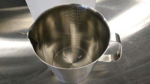 1500ML HEAVY DUTY STAINLESS GRADUATED MEASURE - NEW