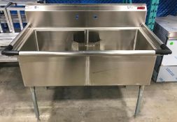 MKE DOUBLE COMPARTMENT SINK, CORNER DRAINS - NEW