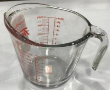 FIRE-KING MEASURING CUP, GLASS, 4-CUP, 1000ML - NEW