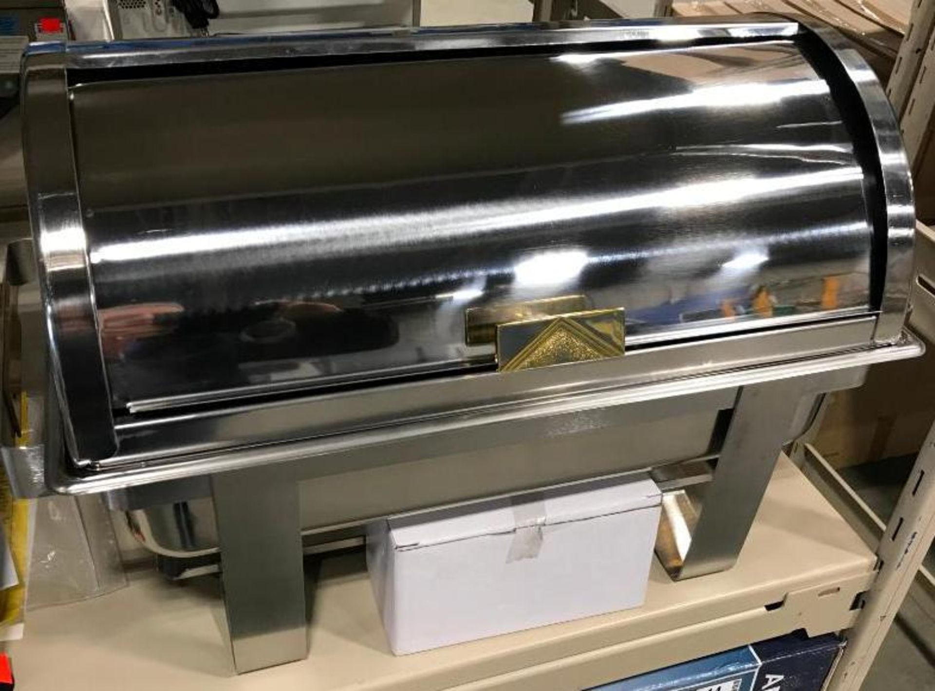 VOLLRATH ROLL TOP CHAFER, FULL SIZE, WITH GOLD ACCENTS - NEW - Image 2 of 3