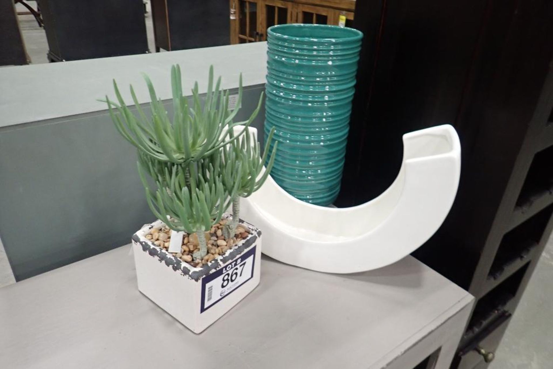 Lot of Vase, Accessory and Artificial Plant.