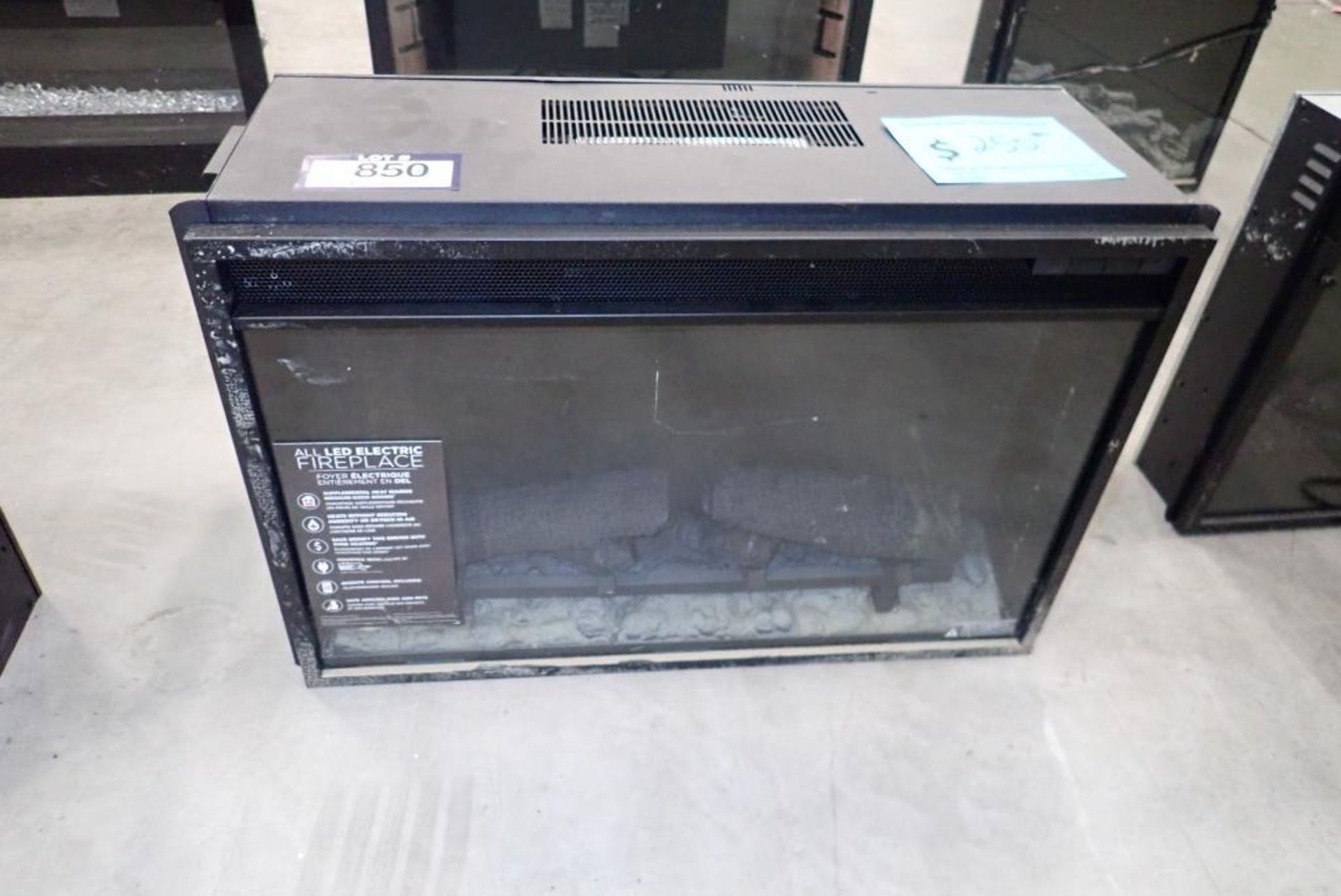 Twin-Star 26EF31GRP Electric Fireplace Insert-Minor Damage.