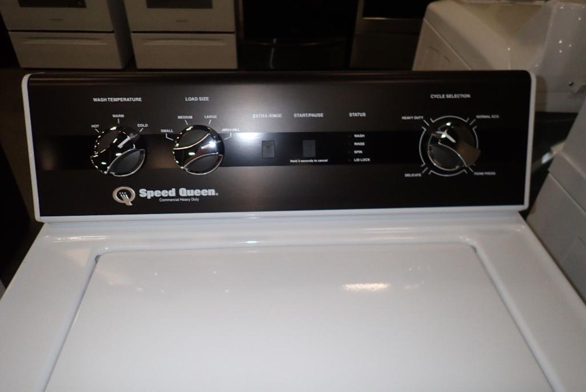 Speed Queen Commercial Heavy Duty AWN43RSN115CW01 Top Load Washer. - Image 2 of 4