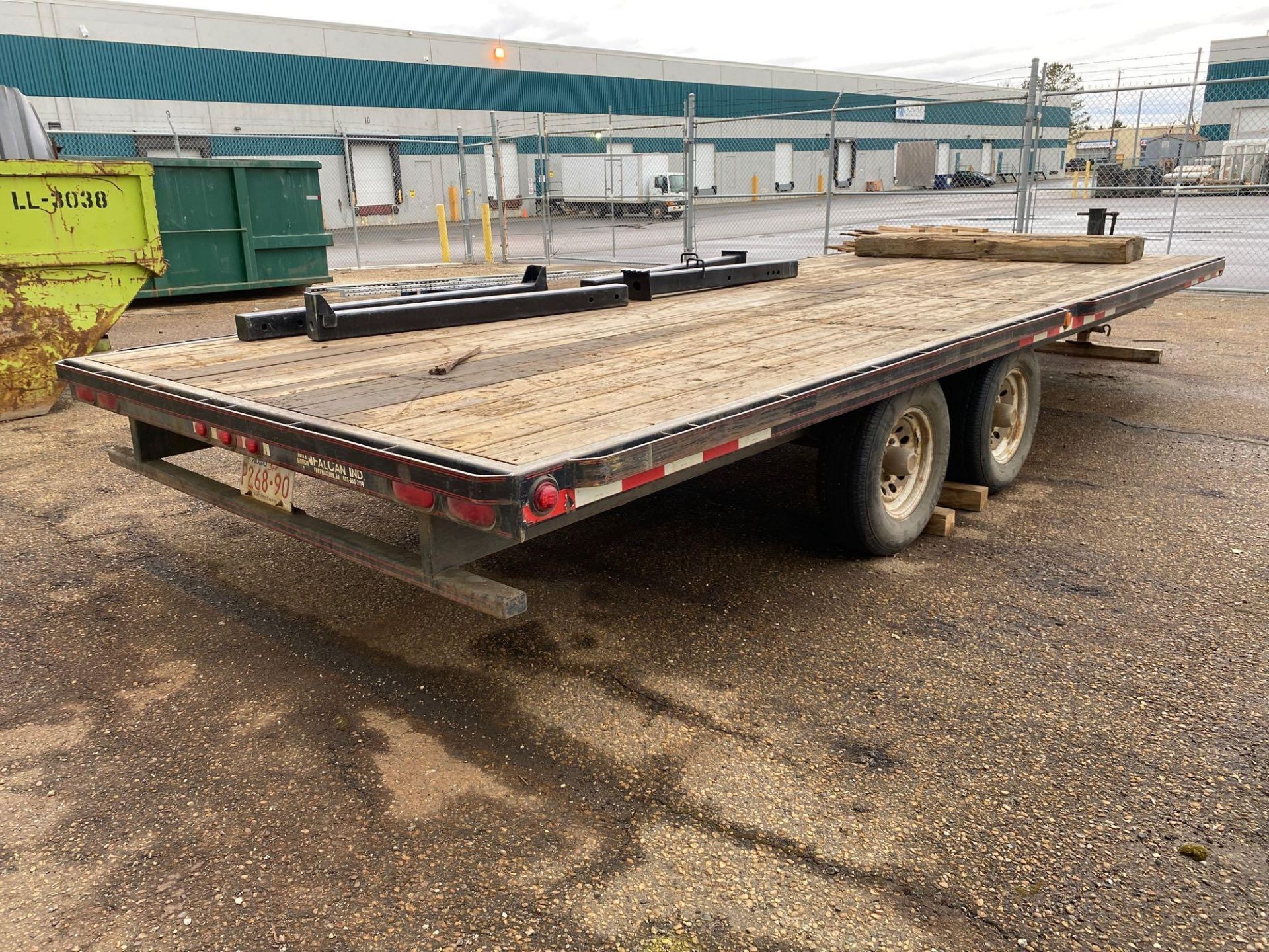 1999 FalCan 20' T/A Flat Deck Trailer, VIN# 2F9T320HXX6056599 - Image 4 of 14