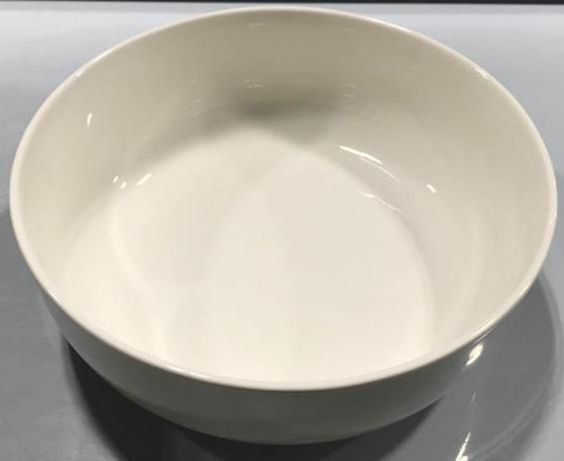 60OZ/1800ML WHITE PORCELAIN BOWLS, ARCOROC "EMBASSY" S0147 - BOX OF 4 - NEW - Image 2 of 3