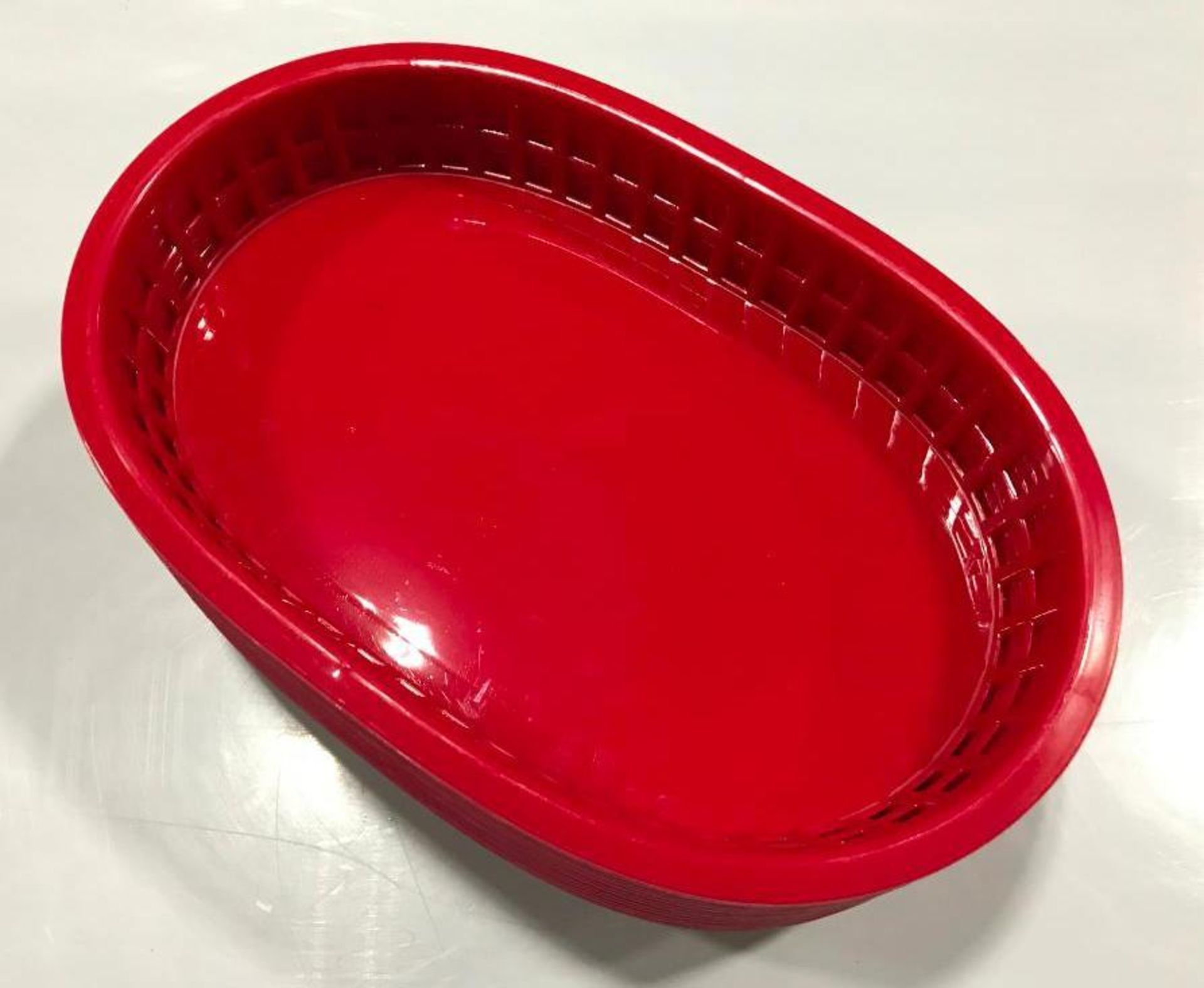 10" OVAL PLASTIC FOOD RED BASKETS, BROWNE 496FR - LOT OF 12