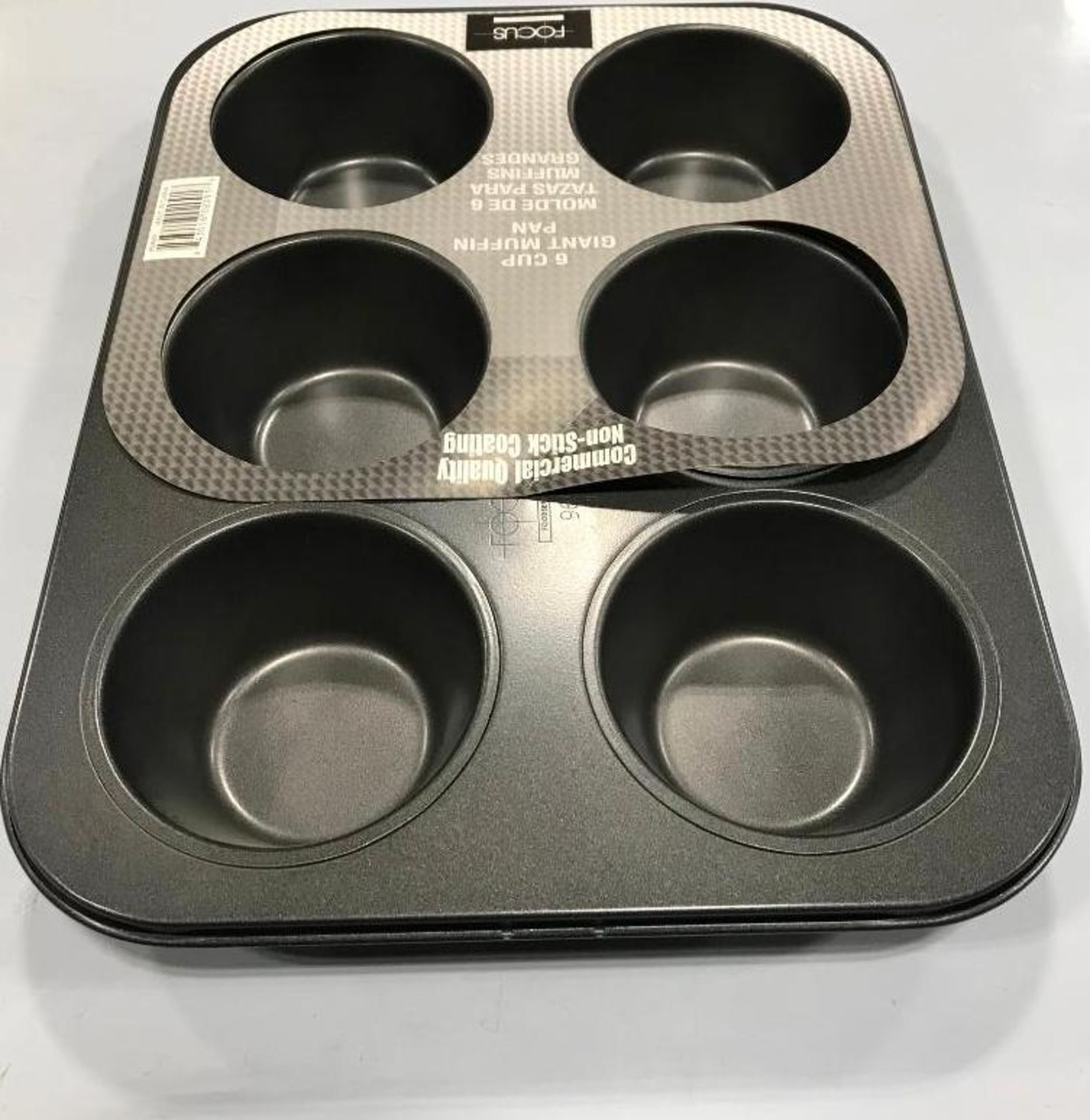 FOCUS NON-STICK GIANT MUFFIN PAN - NEW - Image 2 of 4