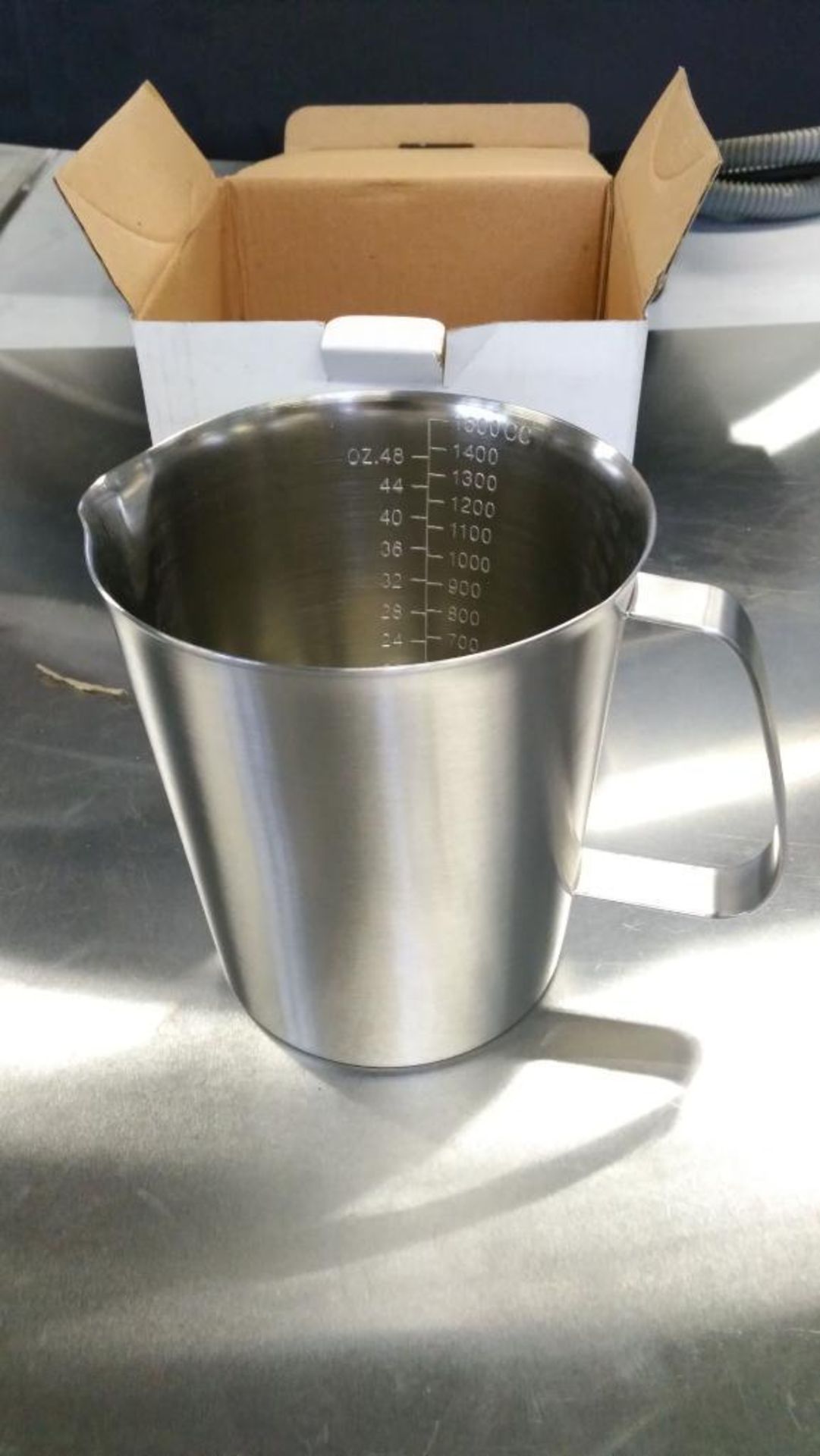 1500ML HEAVY DUTY STAINLESS GRADUATED MEASURE - NEW - Image 2 of 2
