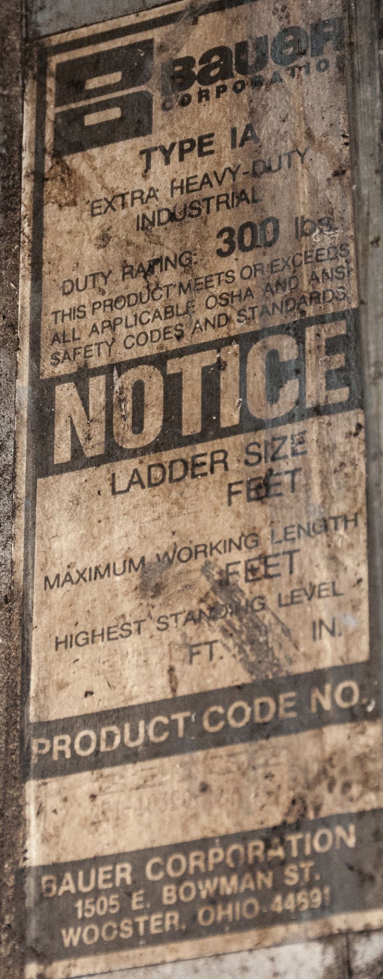 Aluminium Extension Ladder Approx. 30' 300 lb. Cap. - Image 2 of 2