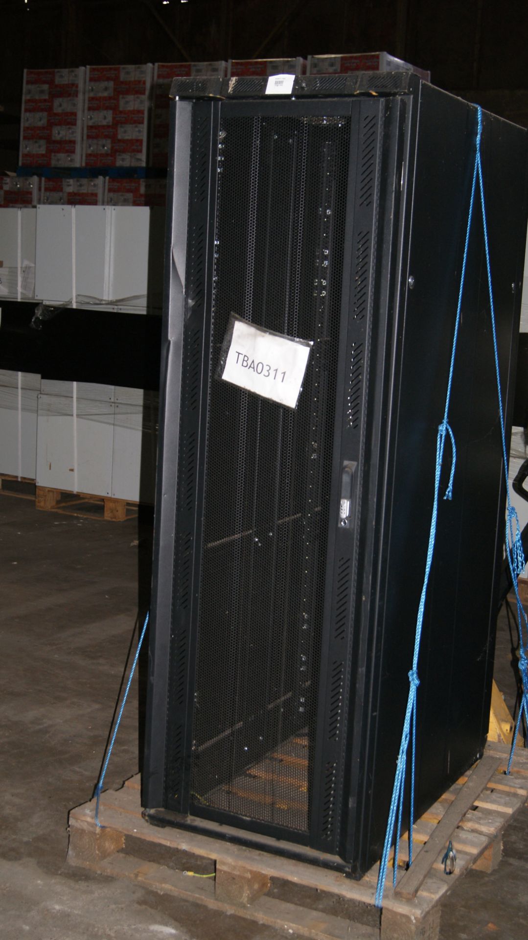 METAL SERVER ROOM IT CABINET - 600MM X 1100MM X 1900MM - BLACK - Image 2 of 4