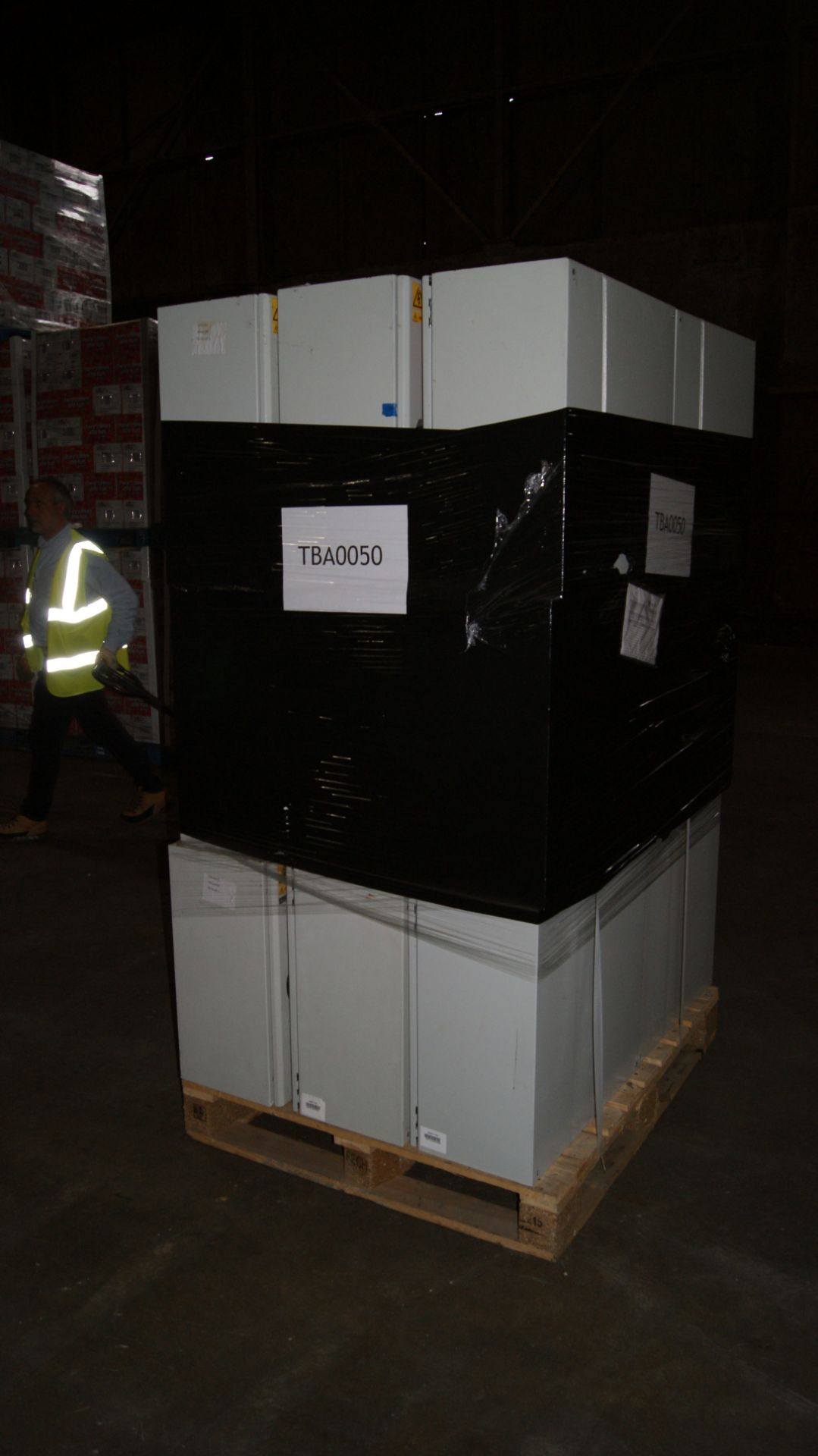 PALLET OF 18 EXTERNAL METAL ELECTRICAL ENCLOSURE - 600MM X 600MM X 300MM- CONTENTS MAY VARY