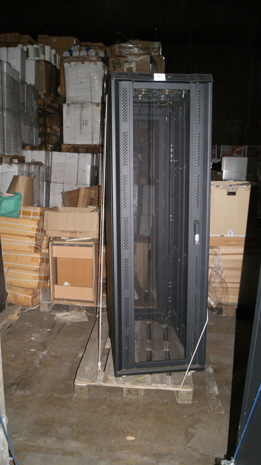 METAL SERVER ROOM IT CABINET -600MM X 1100MM X 1900MM - BLACK - Image 2 of 2