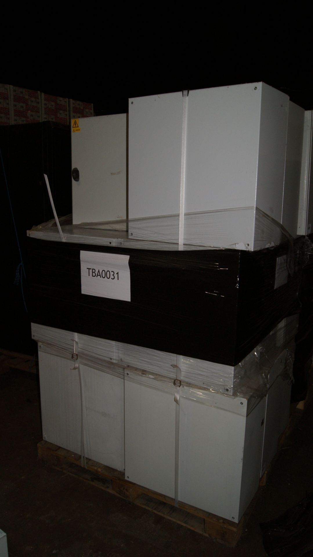 PALLET OF 18 EXTERNAL METAL ELECTRICAL ENCLOSURE - 600MM X 600MM X 300MM