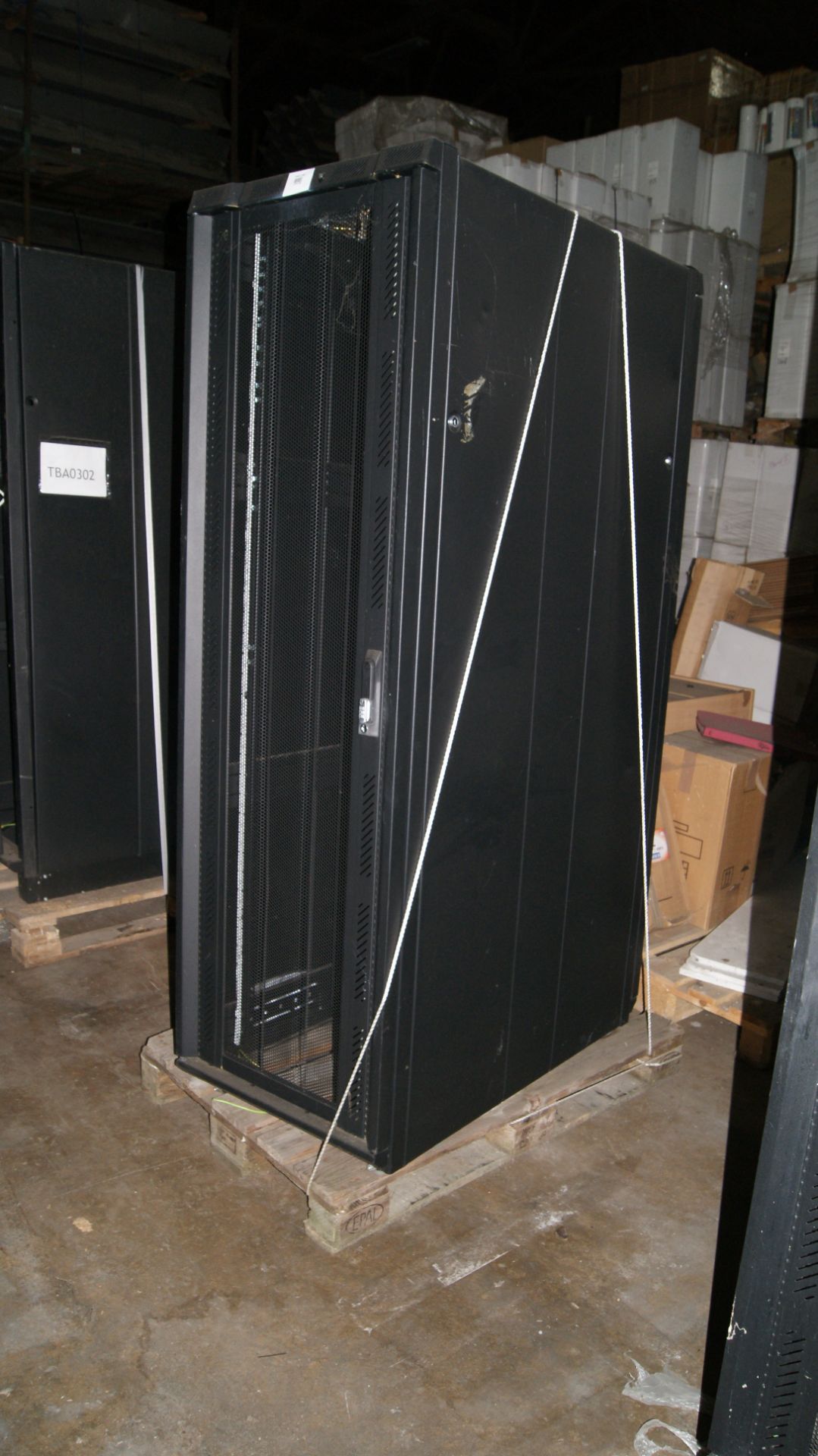 METAL SERVER ROOM IT CABINET -600MM X 1100MM X 1900MM - BLACK