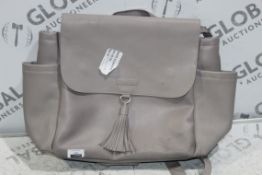 Skiphop Leather Grey Changing Bag RRP £100 (RET00246381) (Public Viewing and Appraisals Available)