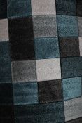 Brooklyn 160 x 220cm Blue Grey Floor Rug RRP £150 (Public Viewing and Appraisals Available)