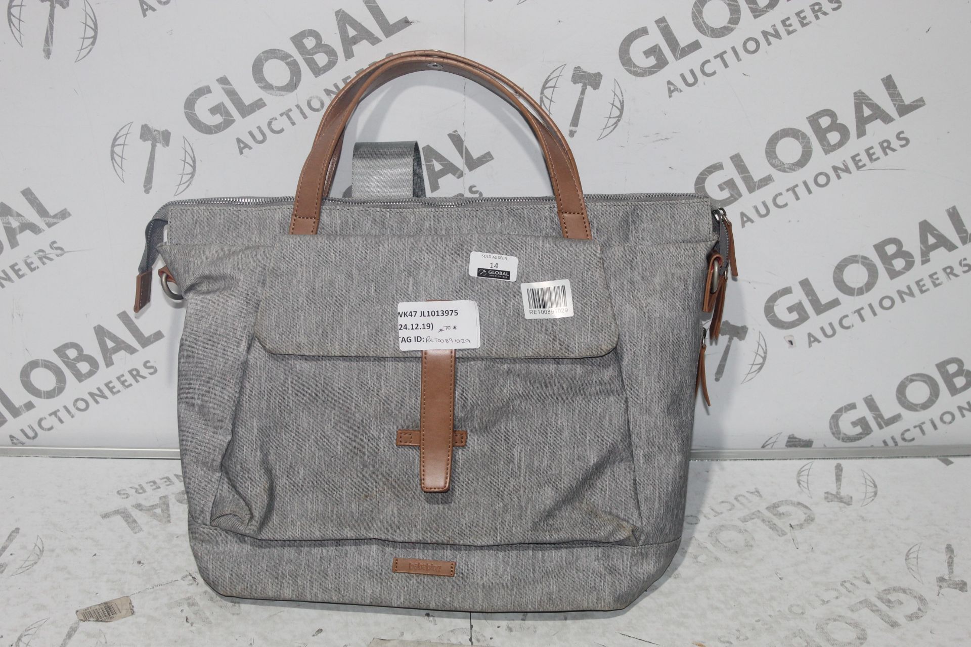 BaBaBing Easy Clean Grey Tote Changing Bag RRP £70.00 (RET00891029) (RET00235939) (JL1013975) (