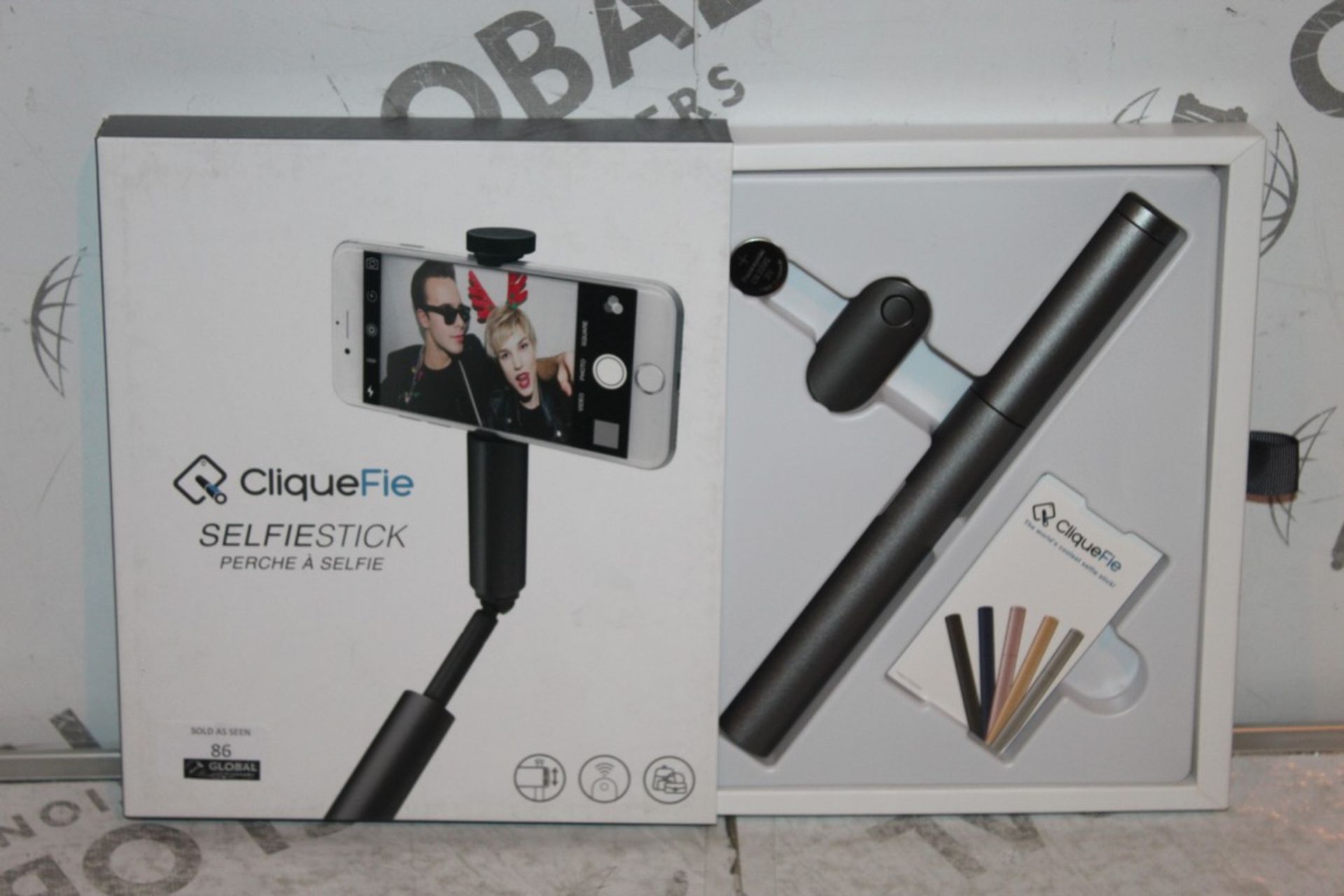 Lot to Contain 4 Boxed Cliquefie Space Grey Selfie Sticks Combined RRP £240