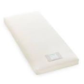 Boxed Green Sheep Baby Cot Mattress RRP £200 (4012675) (Public Viewing and Appraisals Available)