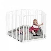 Boxed Baby Dan Play Pen RRP £105 (4026467) (Public Viewing and Appraisals Available)