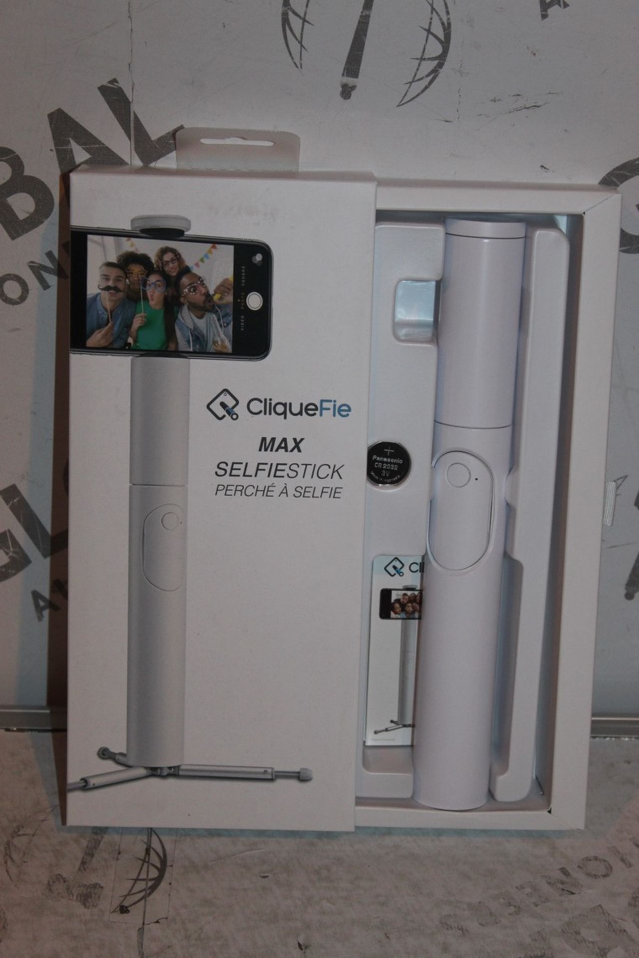 Lot to Contain, Two Boxed Cliquefie Max Selfie Sticks, Combined RRP£150.00