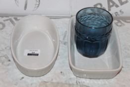 Lot to Contain 2 Assorted Items to Include a Set of 6 Blue Glass Tumblers and a Set of 2 Oven