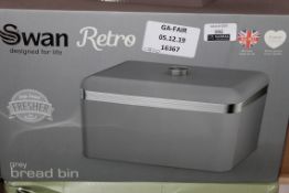 Lot to Contain 2 Boxed Swan Retro Bread Bins RRP £55 (16367) (Public Viewing and Appraisals