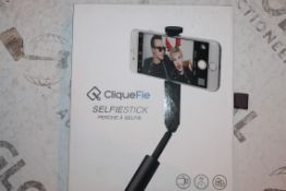 Boxed Cliquefie Space Grey Selfie Stick RRP £65