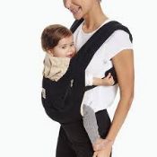 Lot to Contain 2 Assorted Ergobaby Baby Carriers Combined RRP £280 (3148334)(3144829) (Public