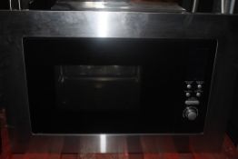 BM17LBS Black and Silver 17Ltre Integrated Microwave Oven, RRP£120.00 (Public Viewing and Appraisals
