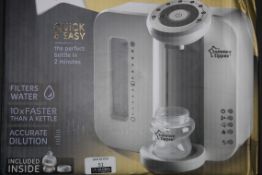 Boxed Tommee Tippee, Closer to Nature, Perfect Preparation Bottle Warming Station, White, RRP£105.00